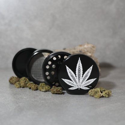 Black 2.5 in / 63.5mm Weed Grinder