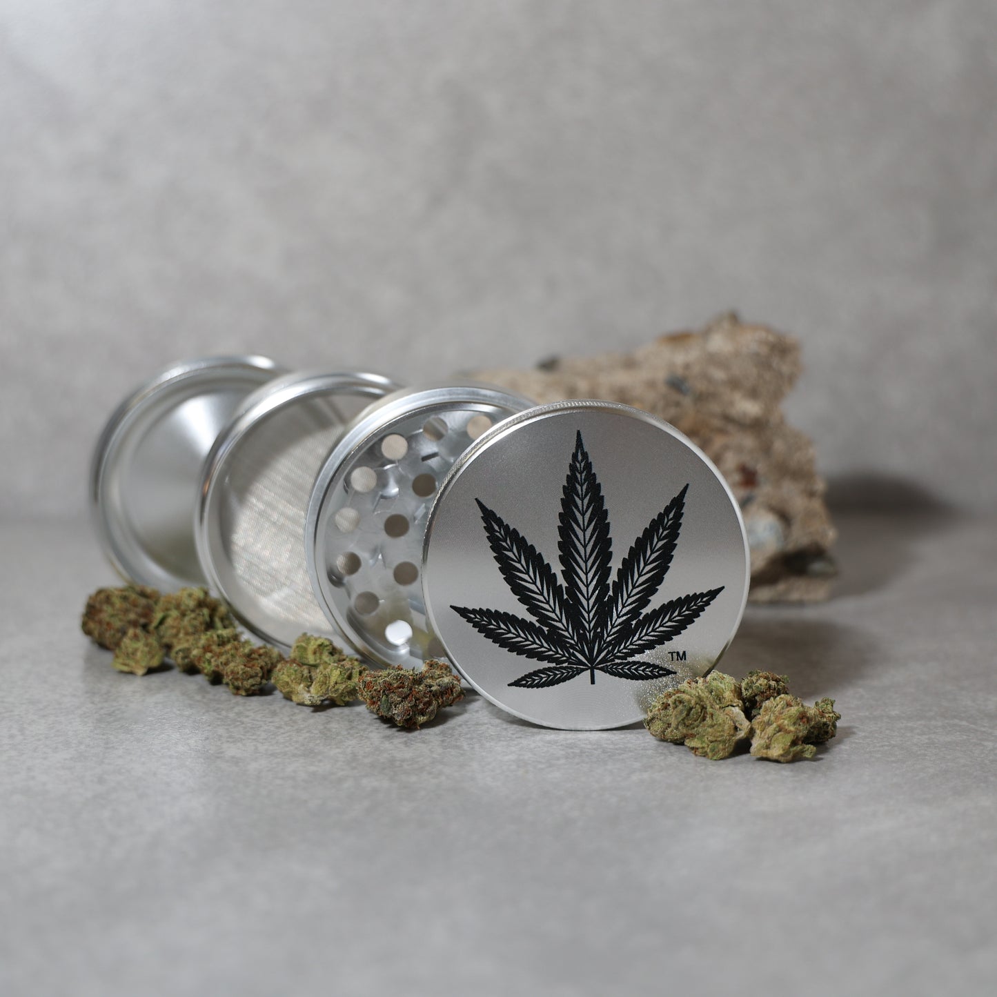 Silver 2.5 in / 63.5mm Weed Grinder